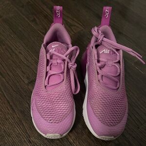 Kids size 13 used Nike air max 270